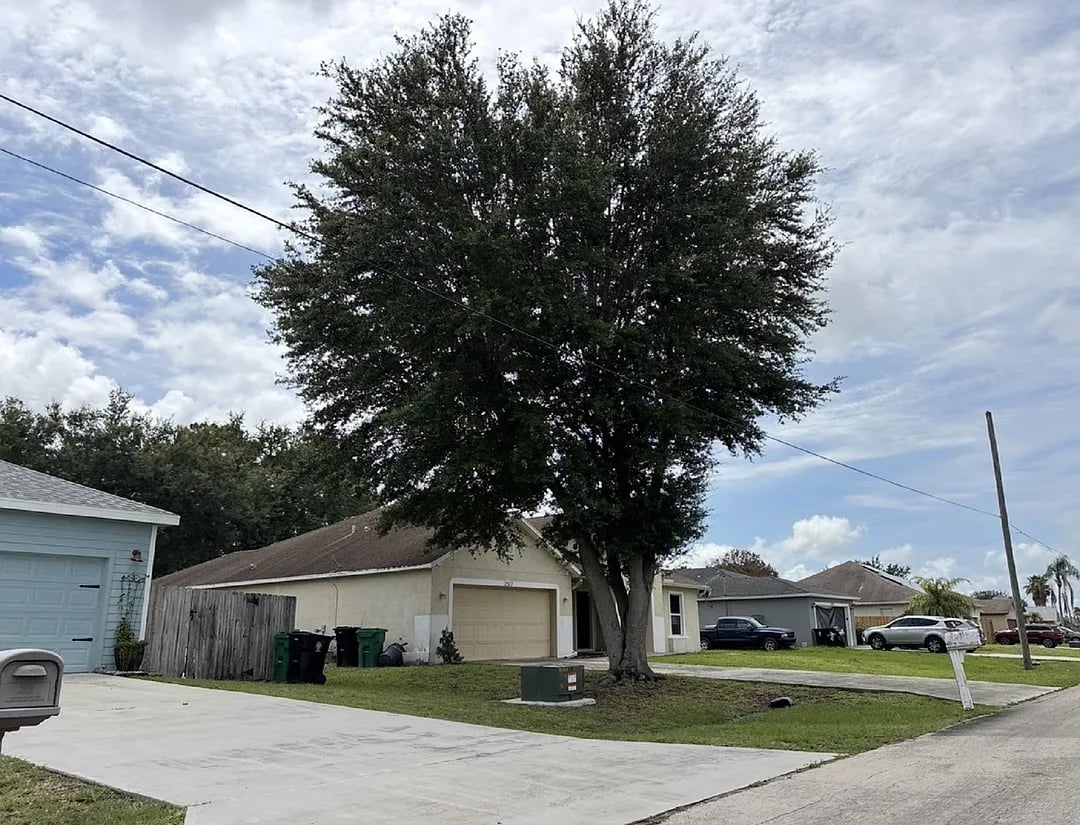 2517 Southeast Cooper Lane,Port St. Lucie,FL,United States preview