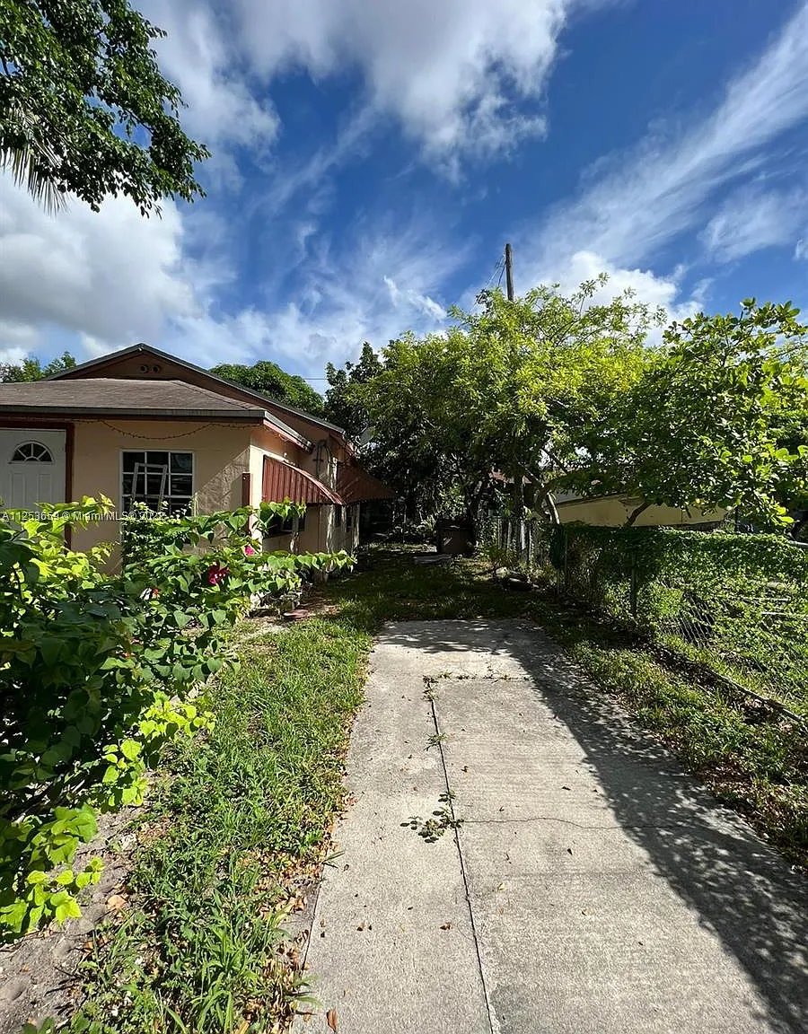 1243 Northeast 159th Street,North Miami Beach,FL,United States preview