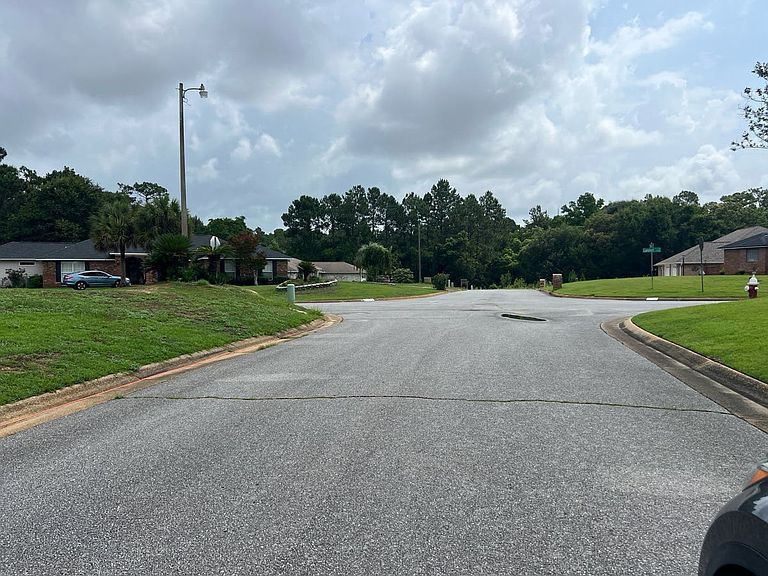 7562 Howard Dean Lane,Pensacola,FL,United States preview