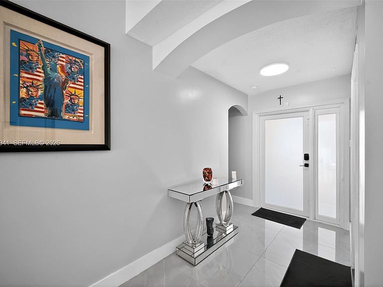 14471 Southwest 136th Place,Miami,FL,United States preview