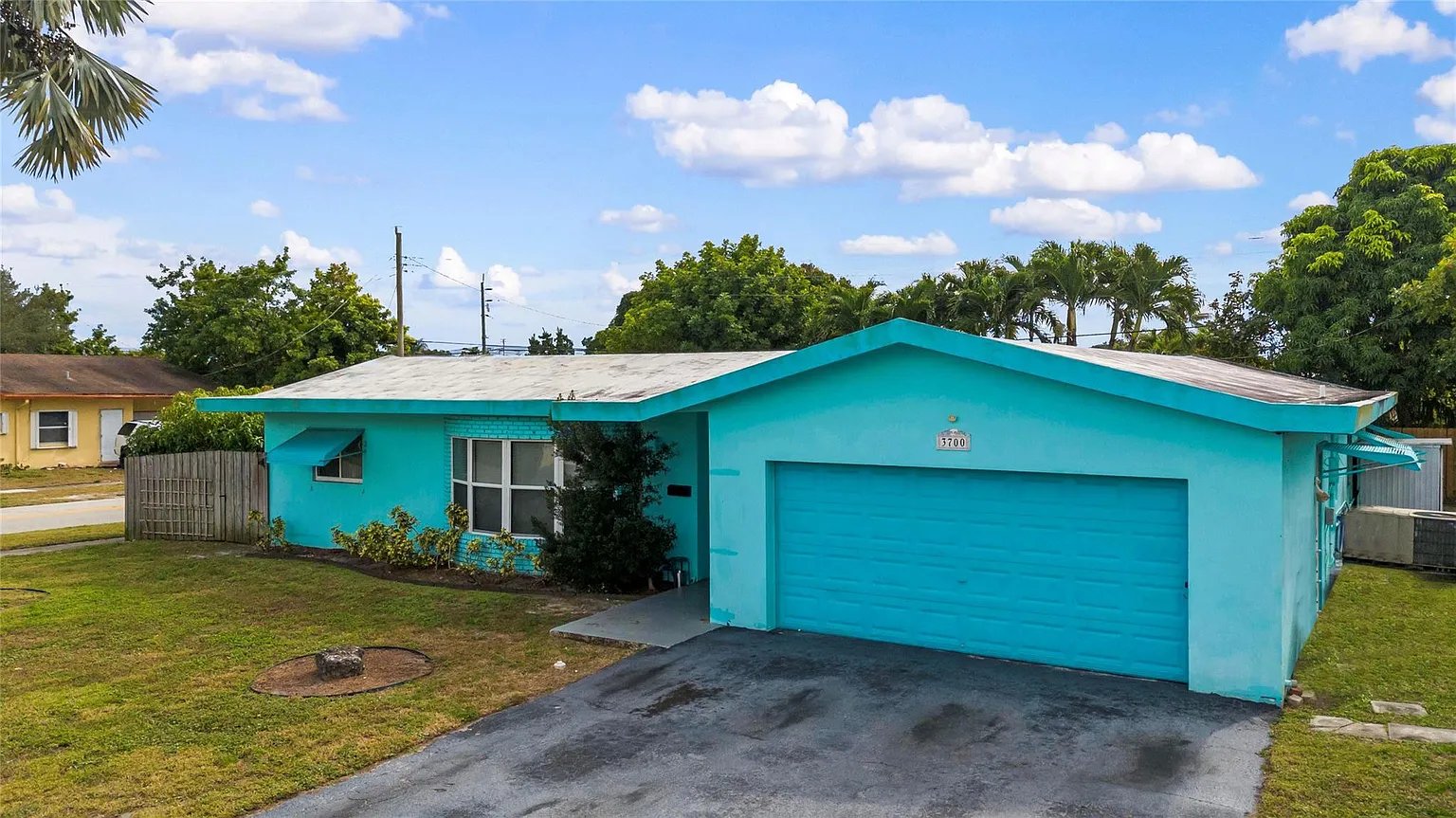 3700 NW 25th Street,Lauderdale Lakes,FL,United States preview
