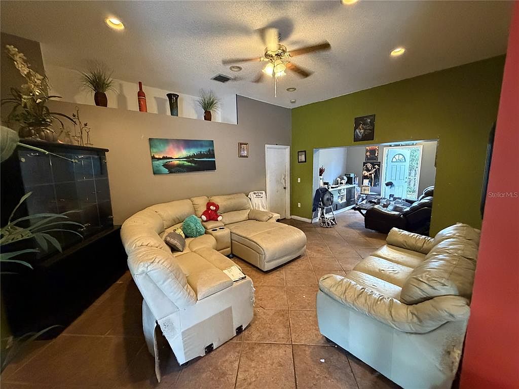 19040 Northwest 54th Avenue,Miami Gardens,FL,United States preview