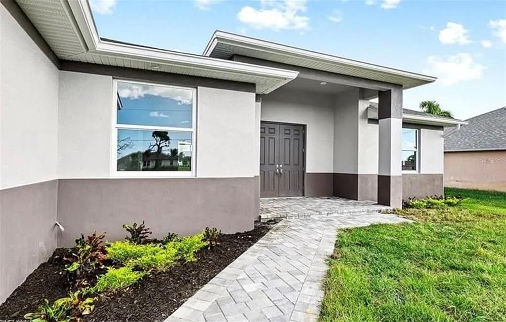 928 Northeast 3rd Avenue,Cape Coral,FL,United States preview