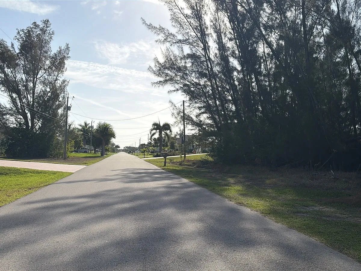 3814 Southwest 2nd Lane,Cape Coral,FL,United States preview