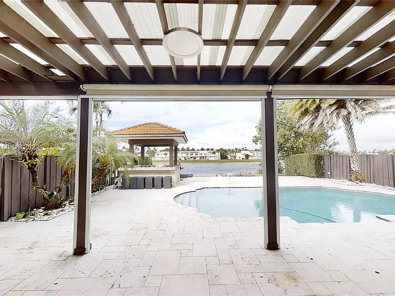 10867 Northwest 59th Street,Doral,FL,United States preview
