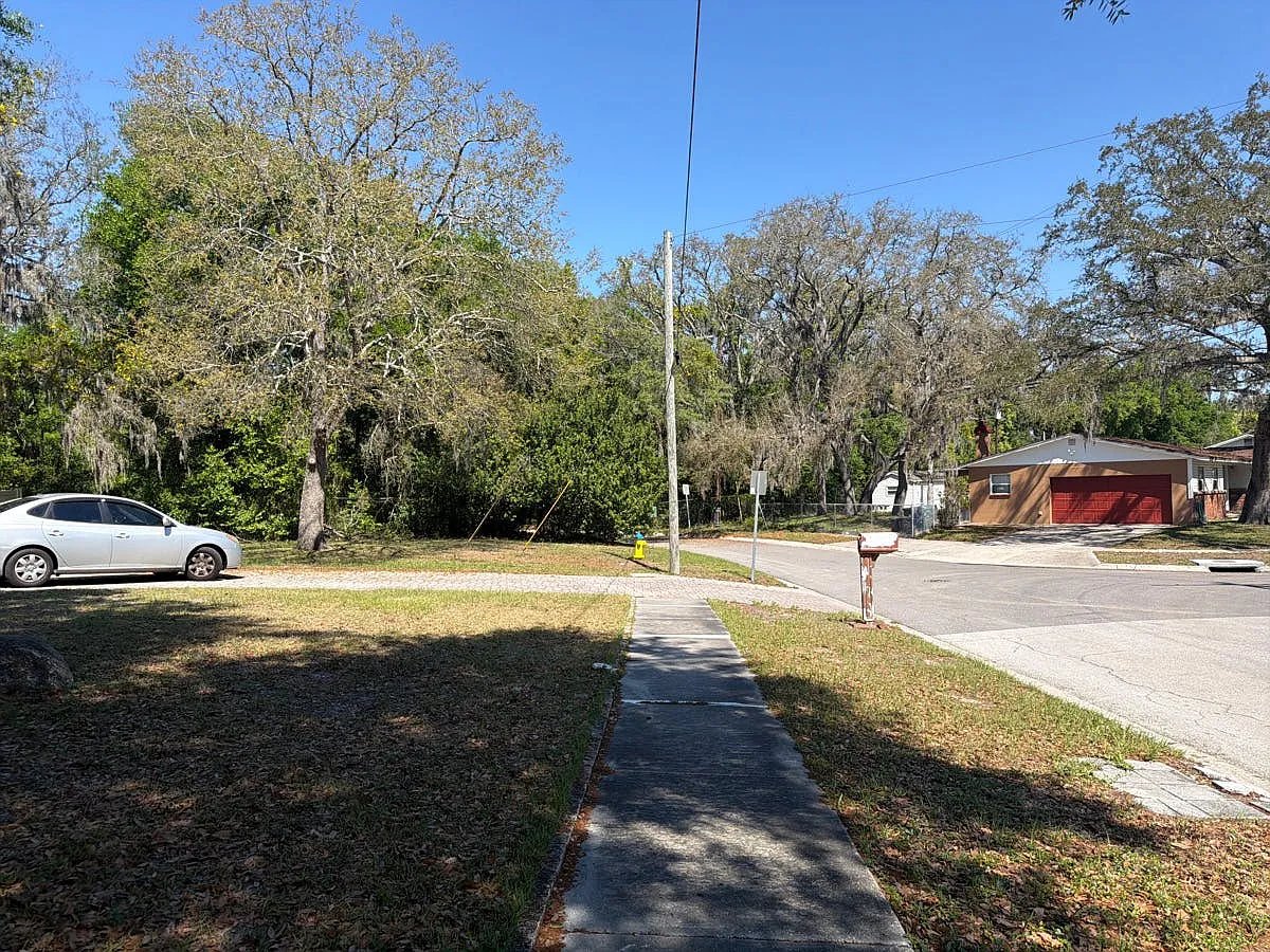 10916 North 19th Street,Tampa,FL,United States preview