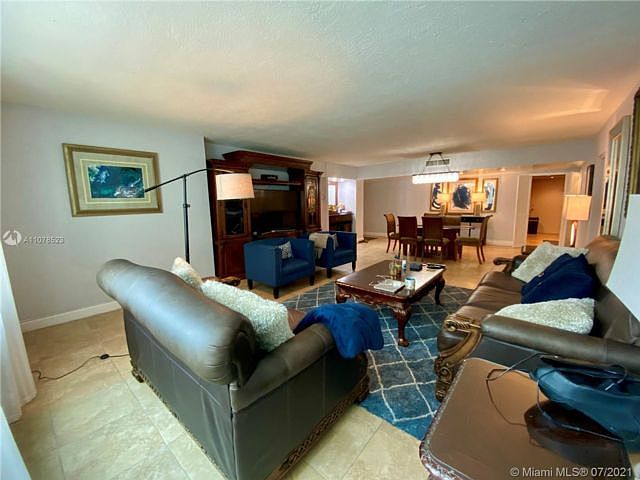 5401 Collins Avenue,Miami Beach,FL,United States preview