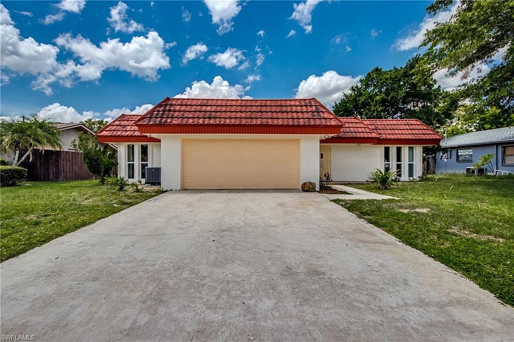 2420 Woodland Boulevard,Fort Myers,FL,United States preview