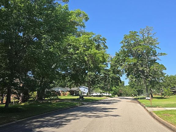2304 Hampshire Way,Tallahassee,FL,United States preview