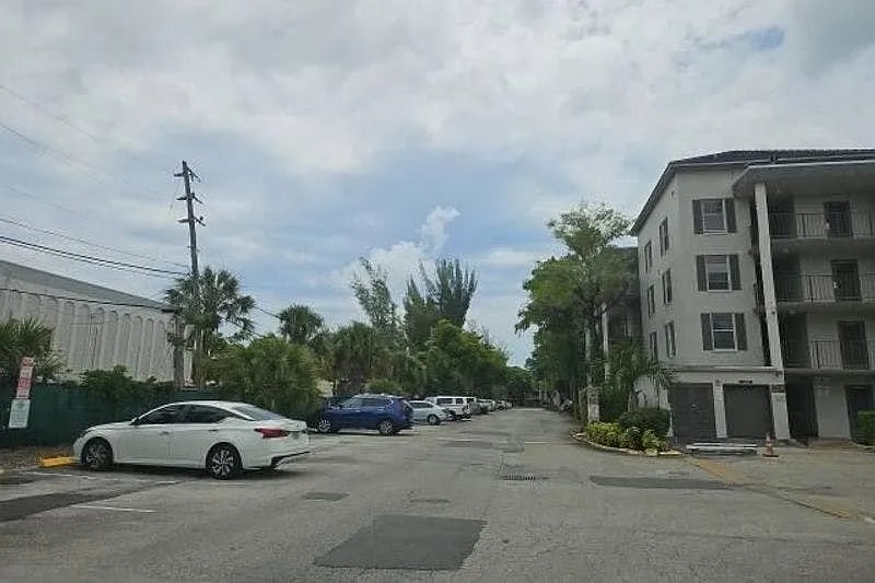 2900 Northwest 48th Terrace,Lauderdale Lakes,FL,US preview