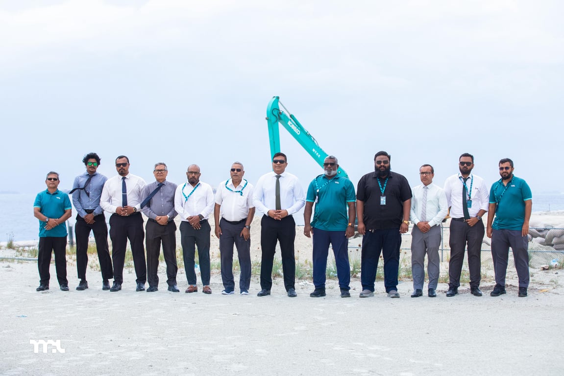 Cover image for Minister of Transport Visits Thilafushi Port Development Site 