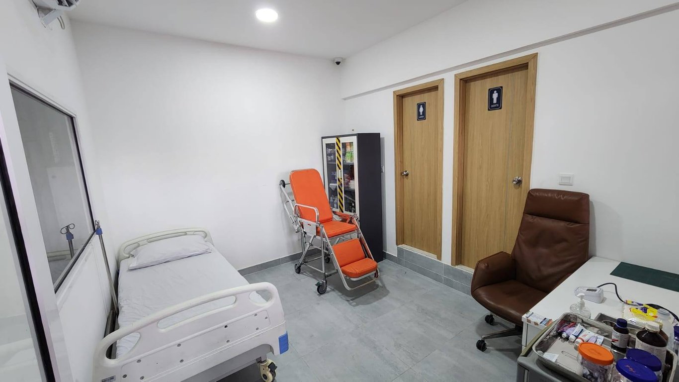 Cover image for MPL Unveils Upgraded Health & Safety Facility at Malé Commercial Harbor 