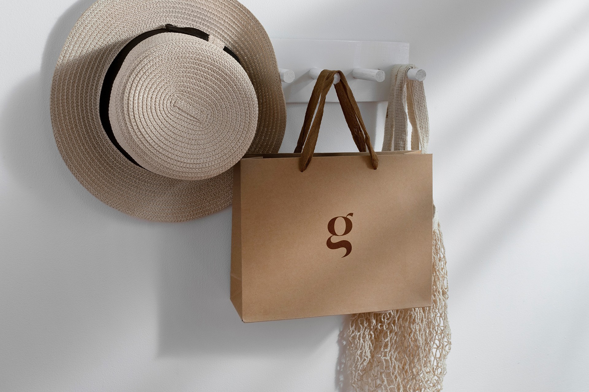 Nuage paper bag in sand kraft with g mark