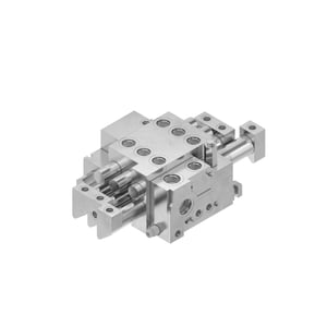 AT225785: 3-Spool Loader Control Valve