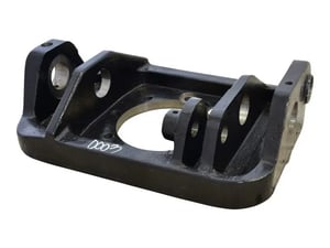Rear Steering Axle Spindle/Joint housing (Left Side)