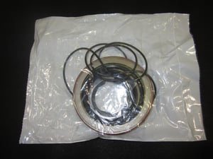 KIT, SEAL SWING TORQUE HUB