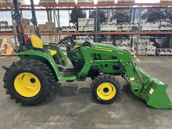 Image of John Deere 3025E