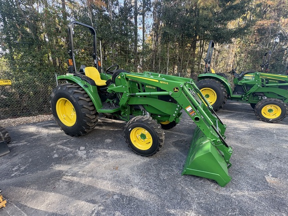 Image of John Deere 4052M