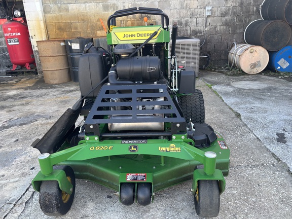 Image of John Deere Q820E