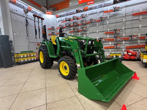 Image of John Deere 3025E