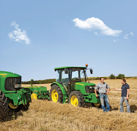 Pre-Owned John Deere 5075E in Plant City, FL Photo 3