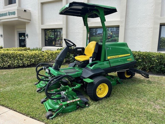 Image of John Deere 7400A