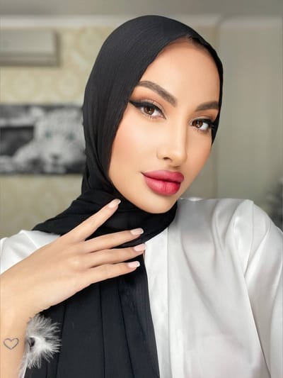 Yasmin 🖤 - OnlyFans Creator