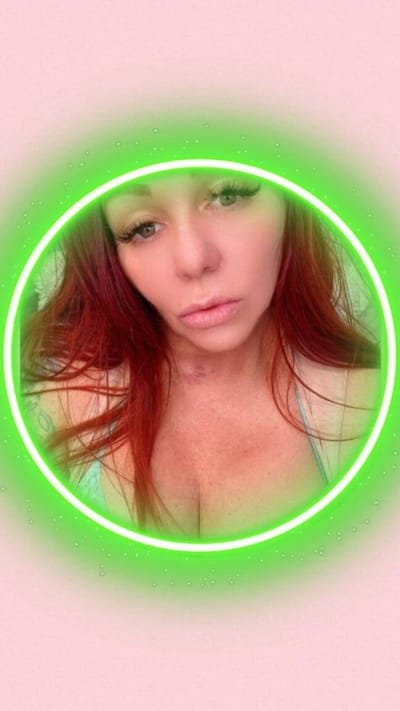 𝐍𝐚𝐮𝐠𝐡𝐭𝐲 𝐌𝐨𝐦𝐦𝐲 😈 - OnlyFans Creator