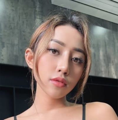 Jennie - OnlyFans Creator