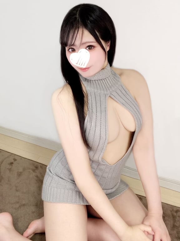 やみつき彼女♡SS️のセラピスト真下 かえで