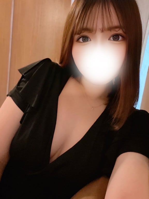 日向みお(26)