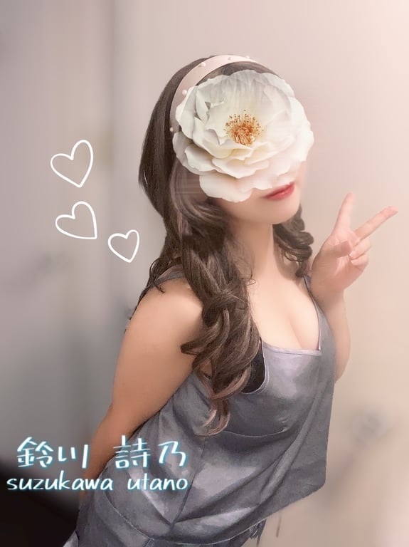 露木まゆ