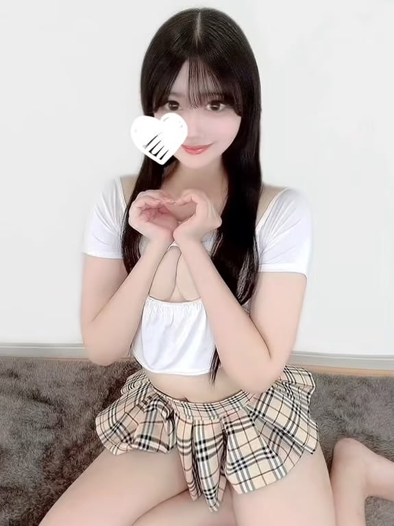 七瀬 ひなの