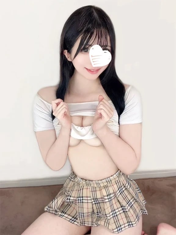 長澤 ひなの