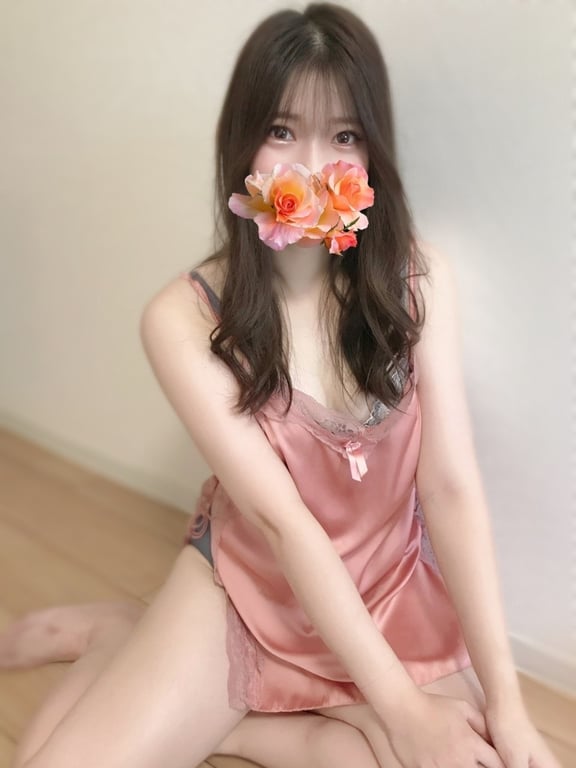 潮田ゆな(25)
