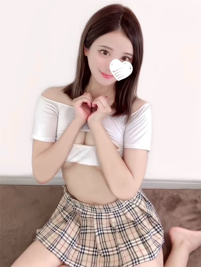 倉持 えみり