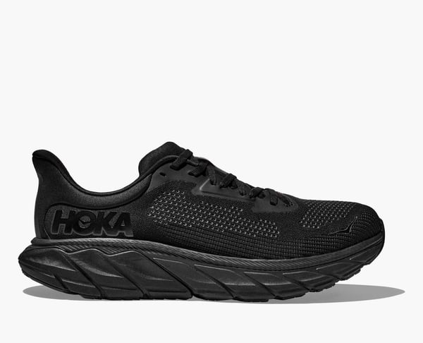 HOKA 跑鞋限時優惠開跑！人氣款 Challenger、Arahi 7 折起，現省 NT$1370 5