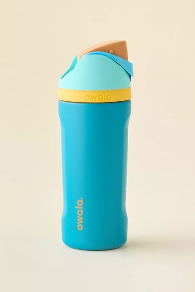 Owala FreeSip 水瓶三種容量全新登場，專利 FreeSip 設計更好攜帶 3