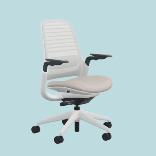 2025 年 Steelcase 辦公椅完整評測，7 大熱門型號優缺點與選購指南 1
