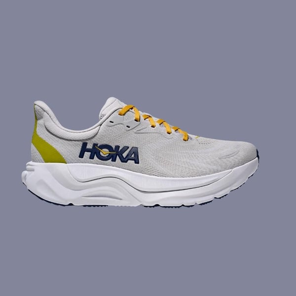 護理人員必看 Hoka 推薦：7 款最佳久站神鞋，告別足部疼痛 3