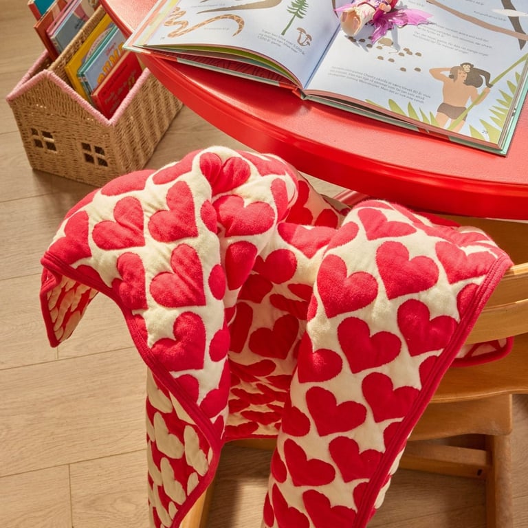 Rice Kleine Baumwoll-Steppdecke mit Herzmuster 1