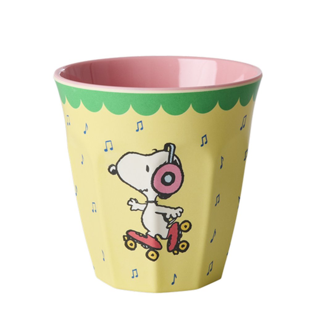 Rice x Peanuts Melamin Becher Medium mit Yellow Snoopy Print