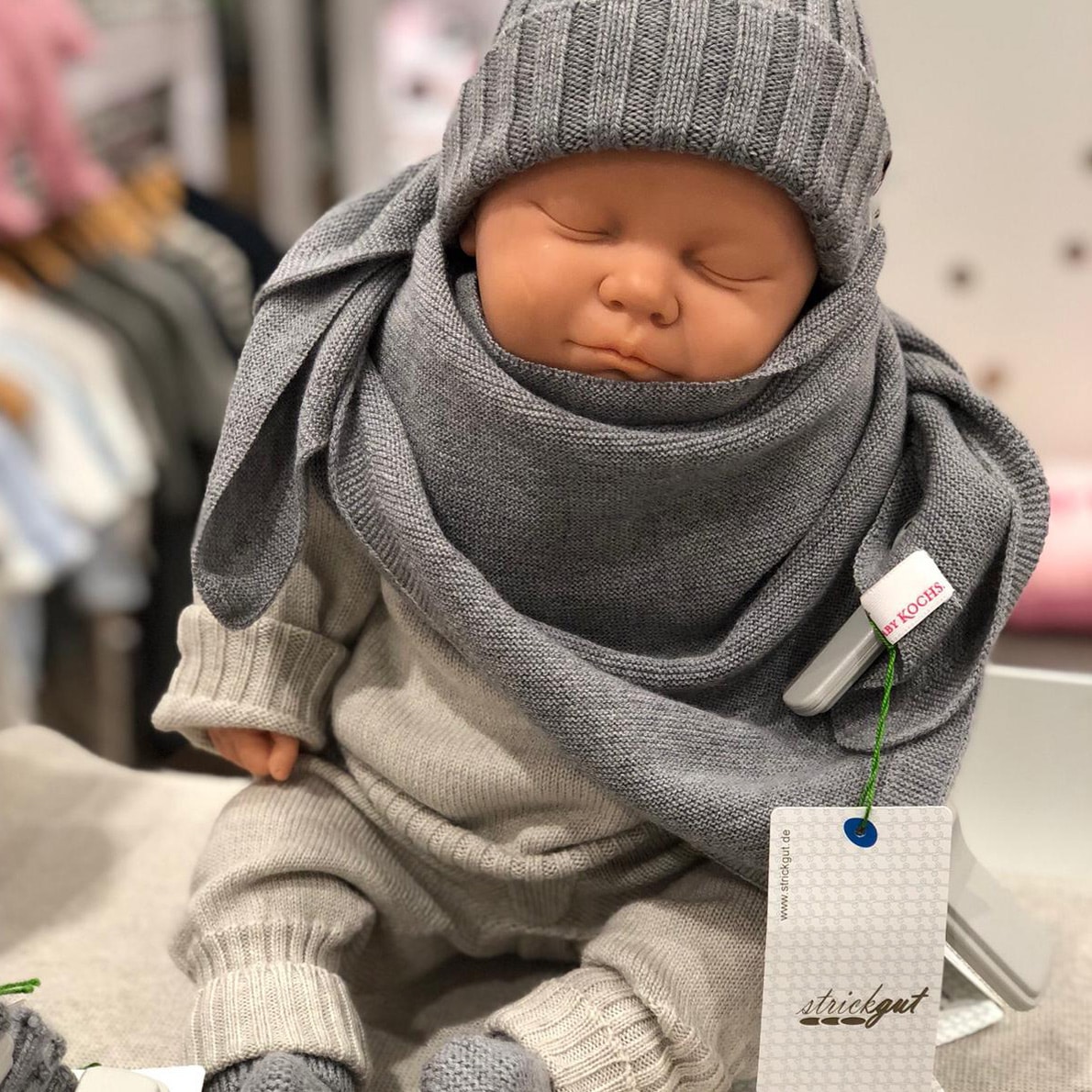 Baby Kochs Dreieckstuch beige melange 2