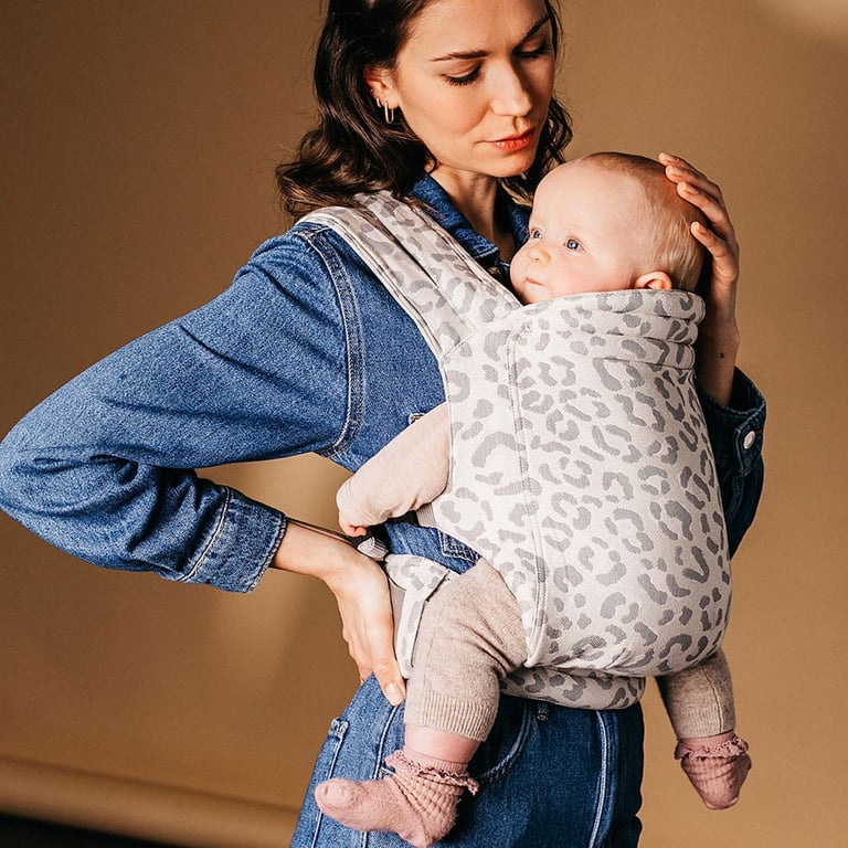 Sandiia Babytrage, Timless Leodiia Snow