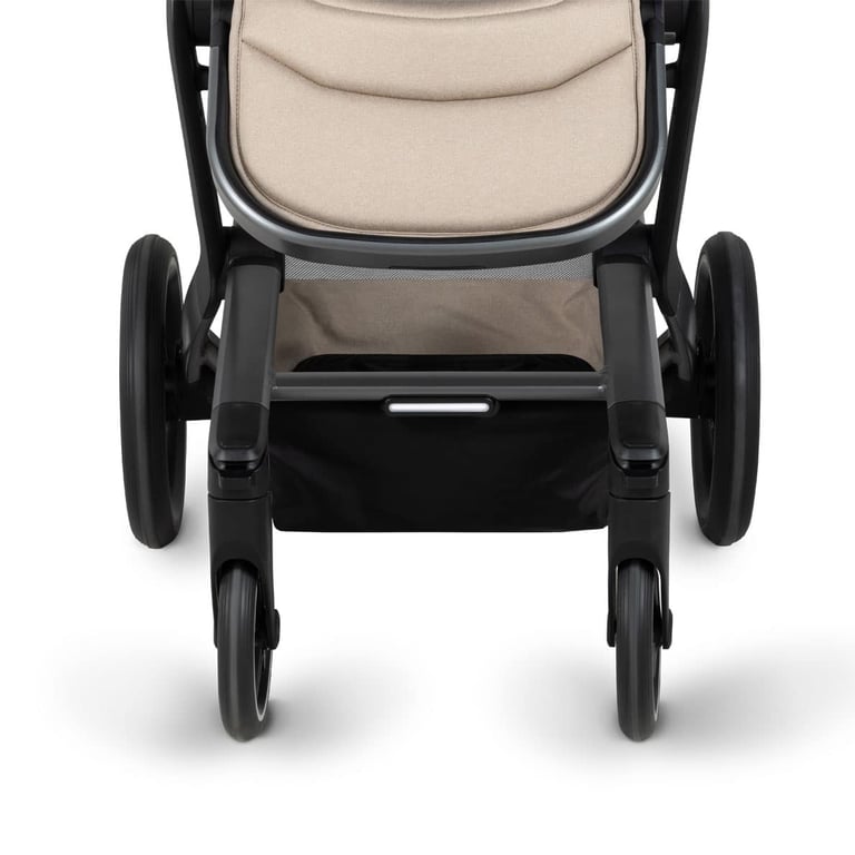 Joolz Aer+/Day5 LED-Licht montiert am Day5 Rahmen