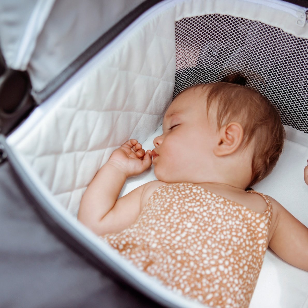 Veer Liegewanne für &Roll Kinderwagen und den &Roll Jogger image