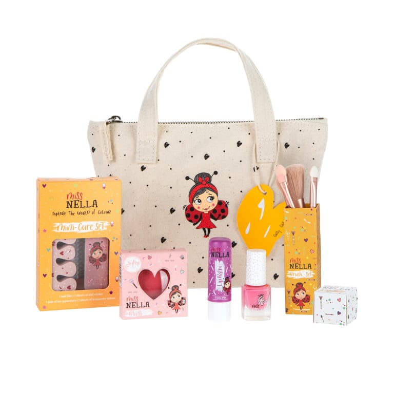 Miss Nella Girly Girl Essentials Edition Christmas Eve