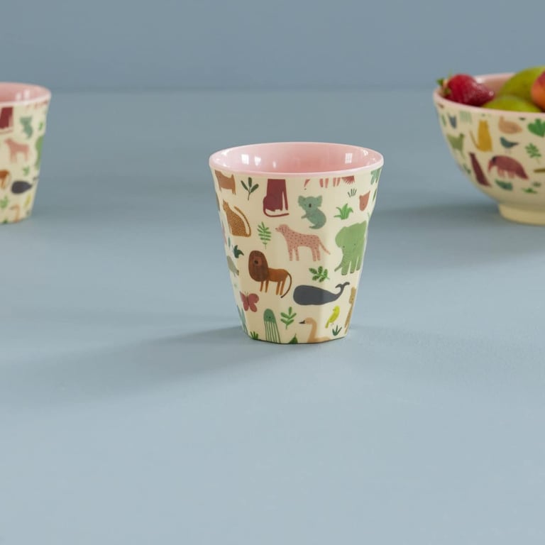 Rice Melamin Becher Medium Sweet Jungle Print, hellrosa 1