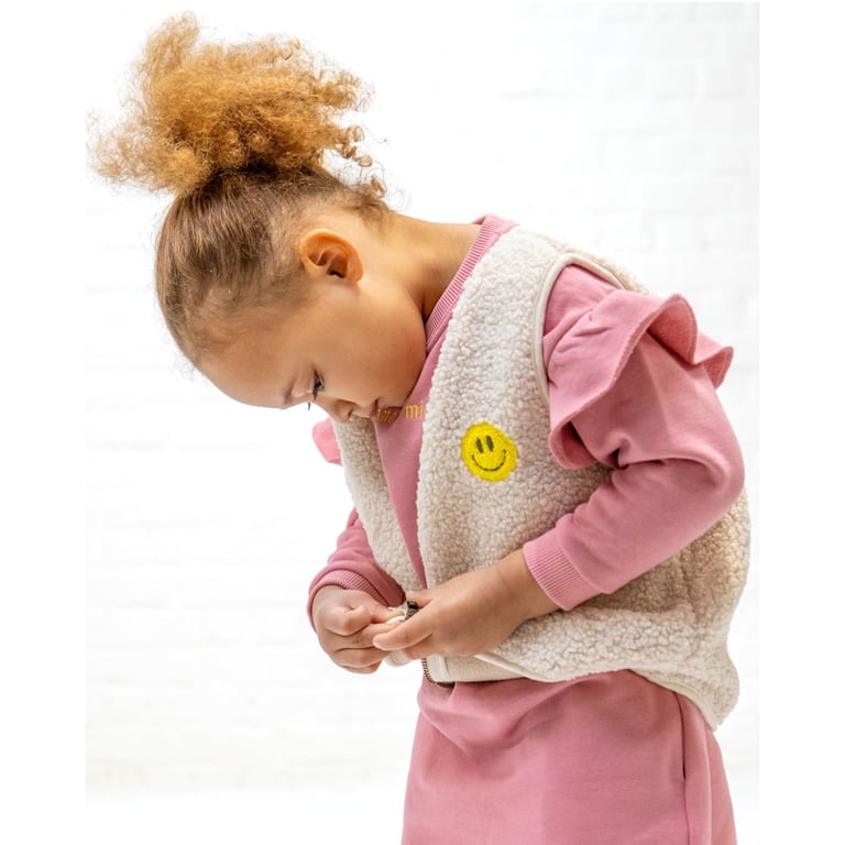 Elle and Rapha Little Teddy Smiley Weste, ecru