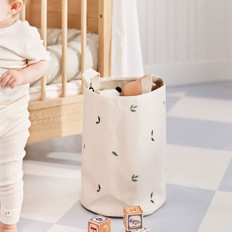 Dear April bestickte Aufbewahrungskörbe, groß, Leaves 1